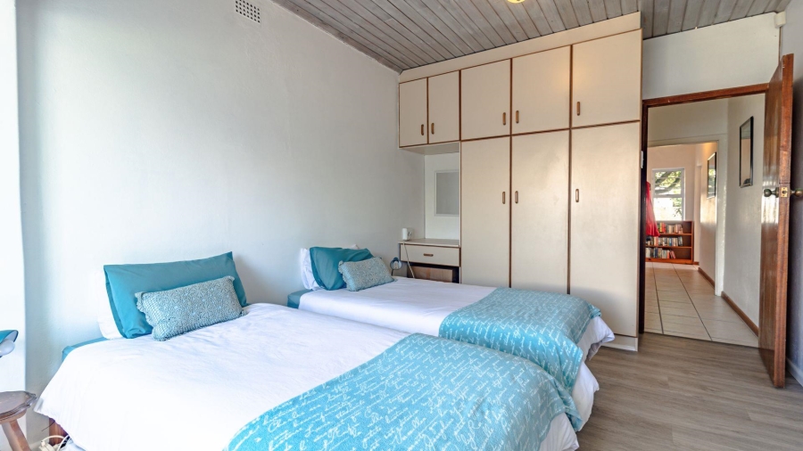 3 Bedroom Property for Sale in Franskraal Western Cape